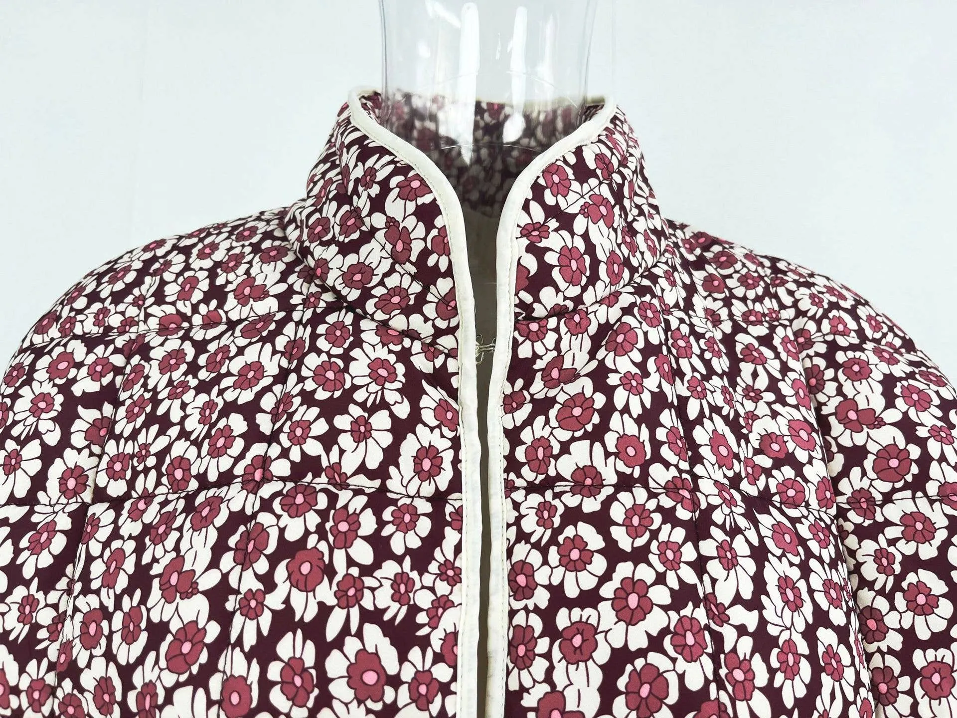 Amelia Floral quilted jacket: Navy