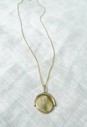 HAWKLY - ARC MEDALLION NECKLACE - BRONZE
