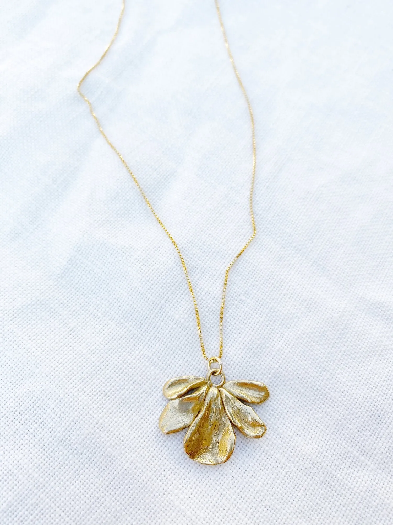 HAWKLY - FAUNA NECKLACE - BRONZE