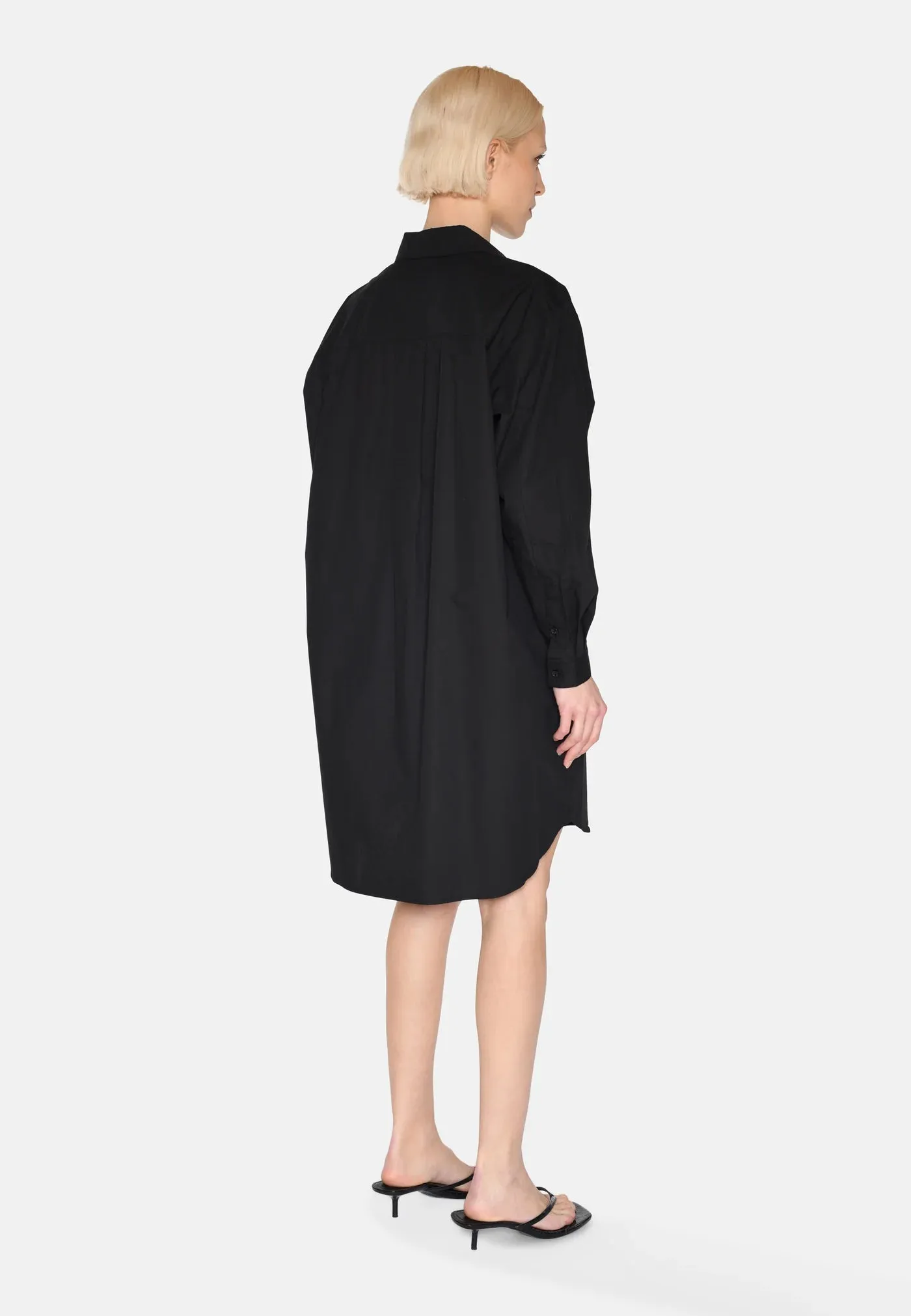 MINIMUM - HANNAH BLOUSE DRESS - BLACK - SS25