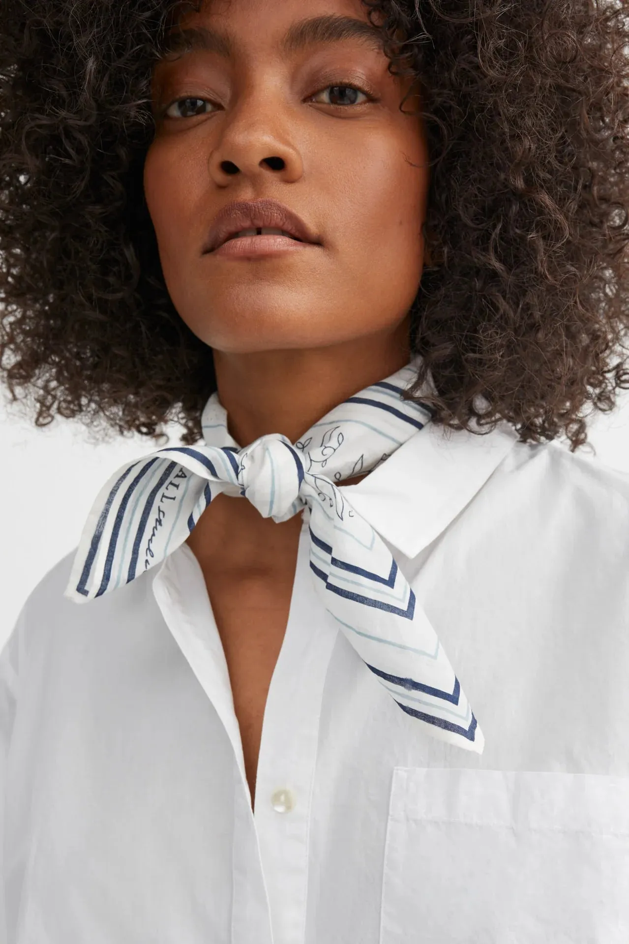 SKALL STUDIO - CLASSIC SCARF - 55x55 - SS25