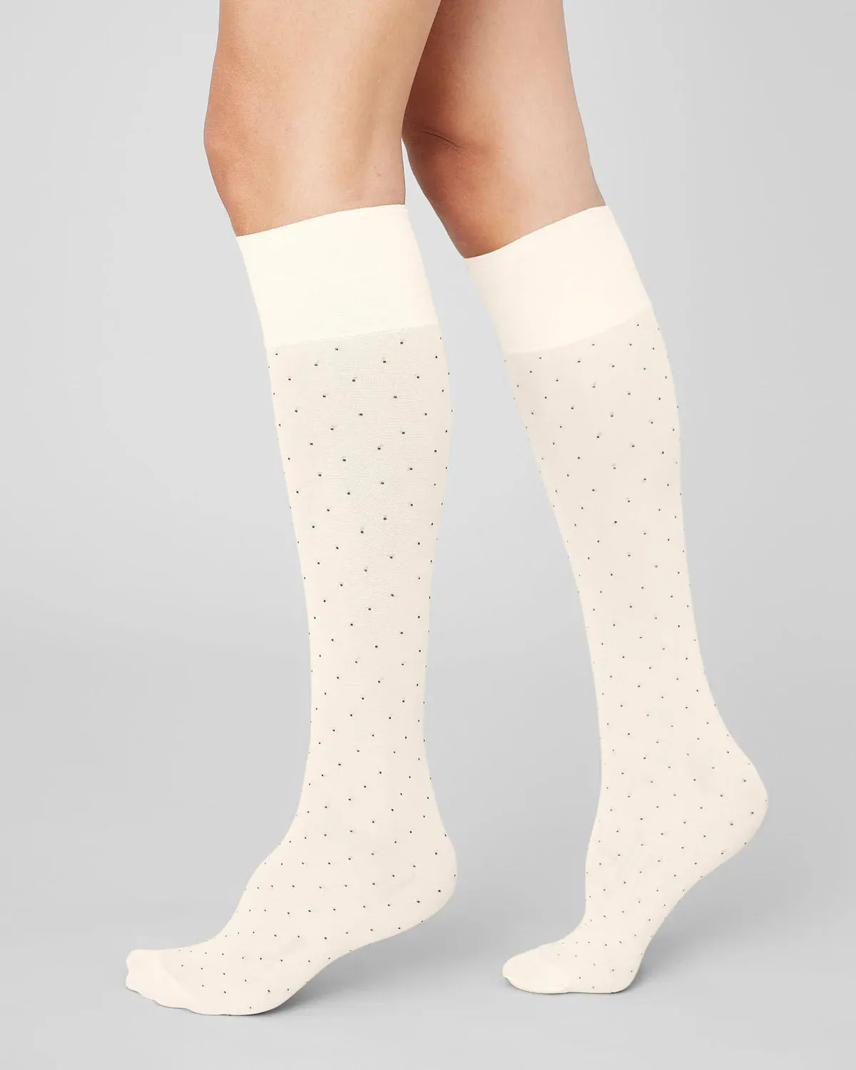 SWEDISH STOCKINGS - EIRA PETITE DOTS KNEE-HIGH STOCKINGS - IVORY