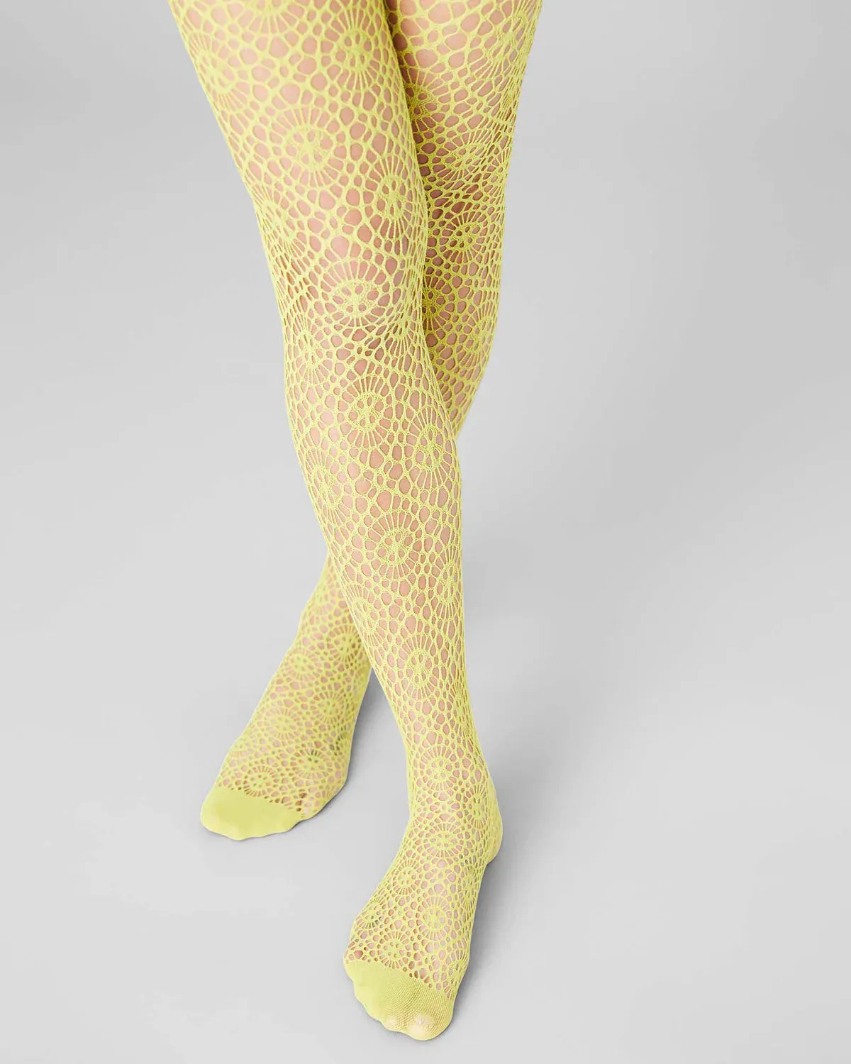 SWEDISH STOCKINGS - LYKKE MESH TIGHTS - APPLE GREEN